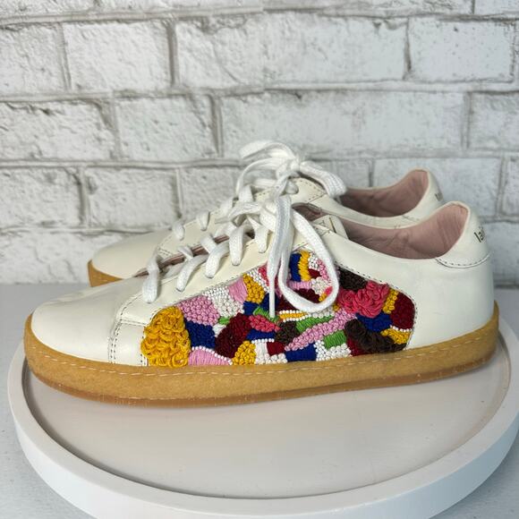 Embroidered White Flats with Multicolor Design - Picture 10 of 10